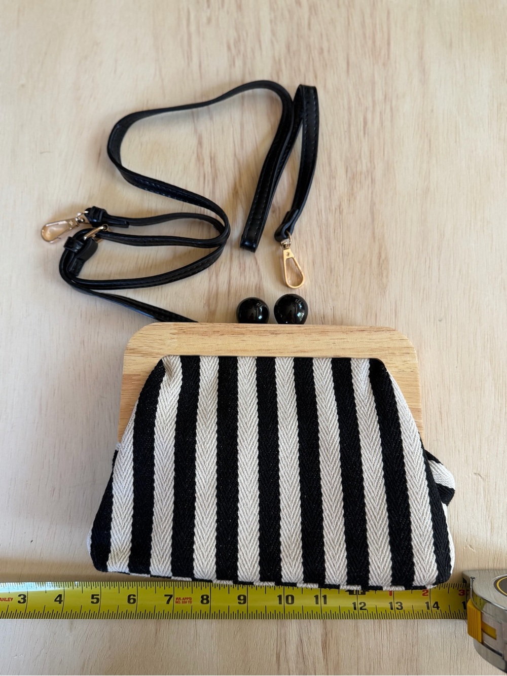NWOT Striped Canvas Kiss-Lock Crossbody Bag - Picture 3 of 4
